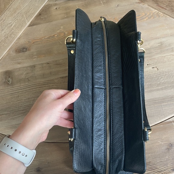 Vintage BCBG Maxazria leather purse - Picture 12 of 17